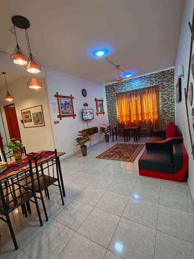 Homestay Budget Kuala Terengganu Tulipsia House 外观 照片