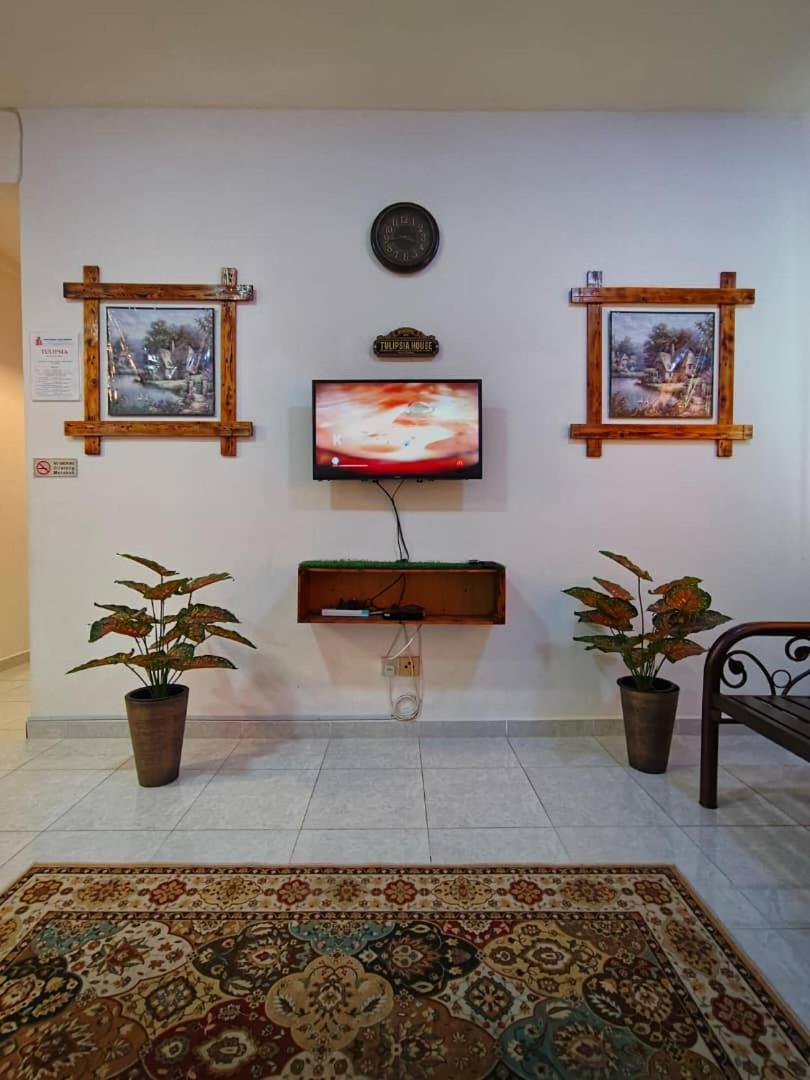 Homestay Budget Kuala Terengganu Tulipsia House 外观 照片