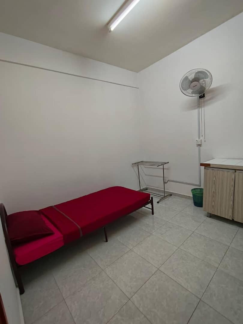 Homestay Budget Kuala Terengganu Tulipsia House 外观 照片