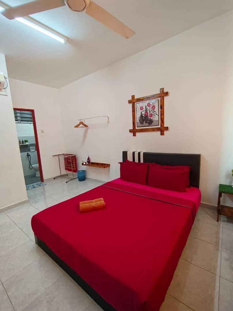 Homestay Budget Kuala Terengganu Tulipsia House 外观 照片