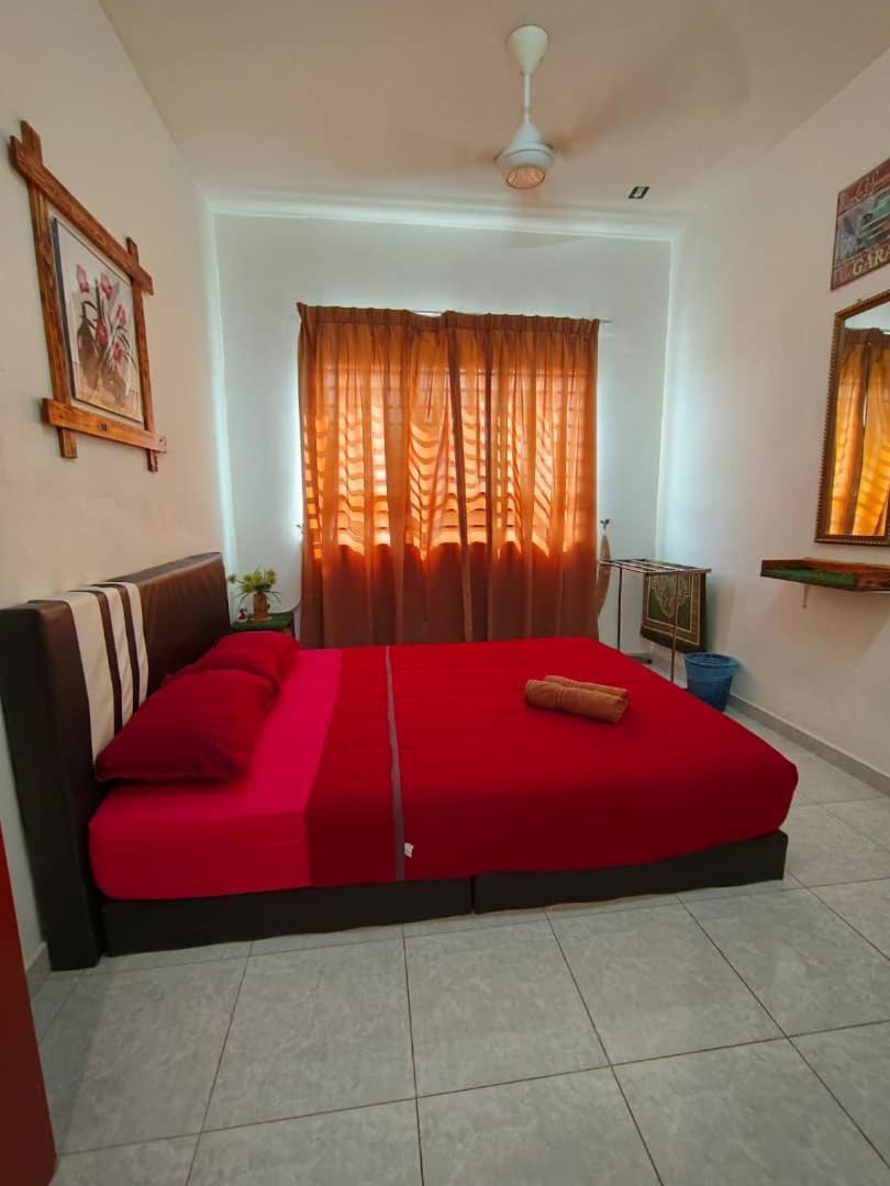 Homestay Budget Kuala Terengganu Tulipsia House 外观 照片